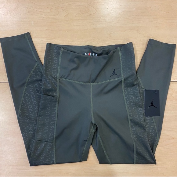 Jordan Brand Wmns Legging - Picture 6 of 11